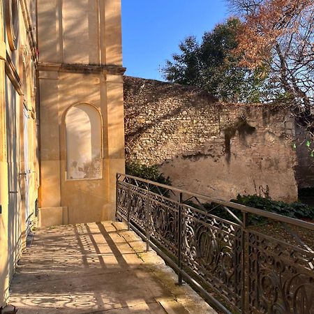 Le Studio Des Carmes نيم المظهر الخارجي الصورة